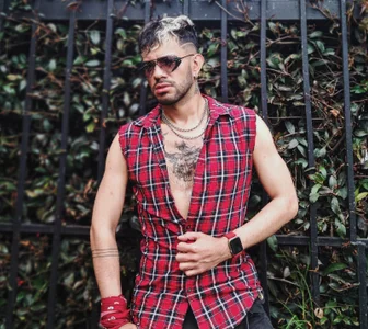 LatinMilk_ Public Εικόνα