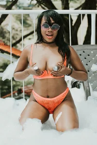 sofiaa_ebony: summer 2024 ( 3 фото)