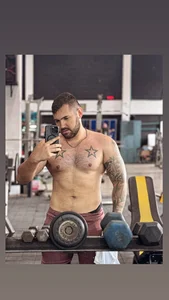 simon_beck Gym Pic 2