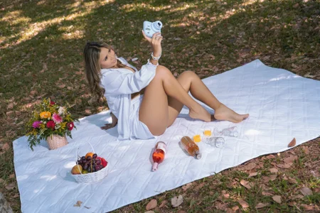 AriannaTorres Pícnic day! 🩷🍓 Pic 7