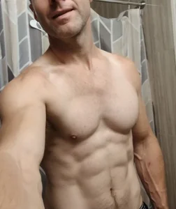 HotStraightDude's photo