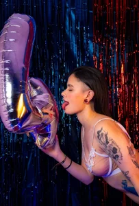 MollyRuso Public Bilde 5