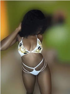 sultrycapri Public Pic 2