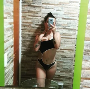 😏More than a fantasy, I am the complete experience😏 de Bonniie_23  5 Imagens