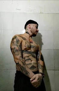 D3njig Me young зображення 3