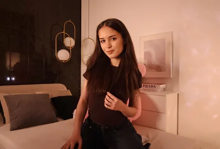 SkinnyEllie Public slika 3