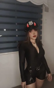 oriana_olsen Sweet or tempting 😈🍬 Pic