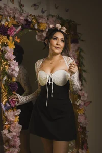 AlissaJoness Pretty spring 🌺🌈 Pic 9