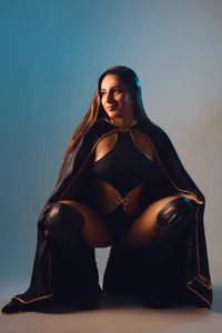 celeste_moonx “Between danger and pleasure, there you find me 💫❤️‍🔥” Pic 3