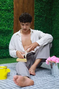 Daniel_Harris_ Sinful Glow Pic 2