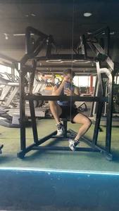 Gym de Ereth_Lewy  4 Imagens