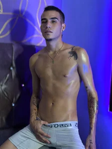 hotfriends_sex MEN 2 Foto