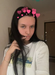 Milly_Young 💕 Pic