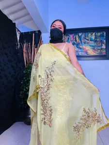 kalpanaaishaa Yellow suit Pic 4