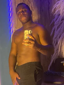 Dangerous calm... desire begins in silence. de Amun_obsidian  photos