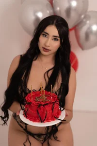 IvonneOwen My 21st B-Day 🩷 Pic 7