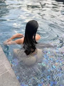 kate_morgann a purple bikini Immagine  7