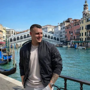 jony32big Public slika