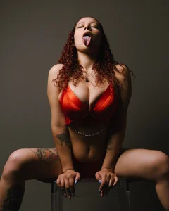 ValeryRossell Red, the color of passion💋 사진 3