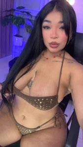 I'm online and lonely... Come keep me company! 🎀✨ de alaiasweet_ Foto 3