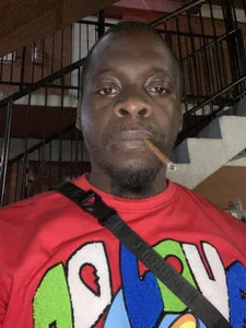 makeherfeelg Public Immagine  3