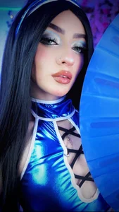 LucyGray Kitana mortal kombat Pic 5