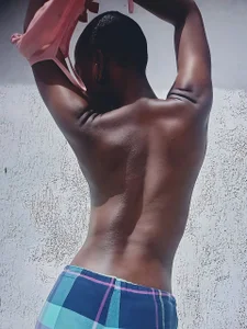 Coco_Kiss I escaped and went to the terrace, and I didn't waste any time and took off all my clothes. Immagine  3