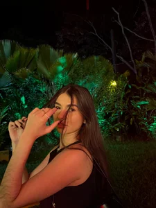 Coralinee_01 Public Pic 3