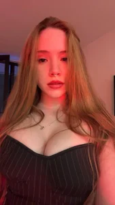 AmeliaVee's 🔥 Sex Photo 1