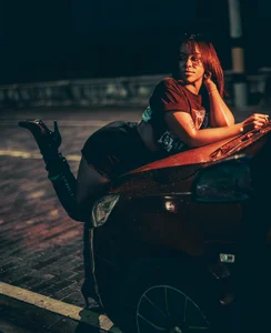 EmilyHaan Raise your imagination Pic