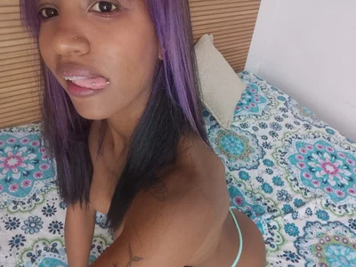 Public de melody_clark_  5 Imagens