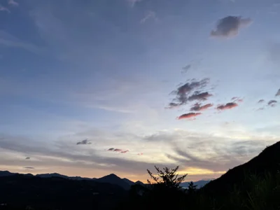 Michelle_Narvaez I'm the happiest girl watching the sunsets I love the countryside and you 🌄🥰 Pic