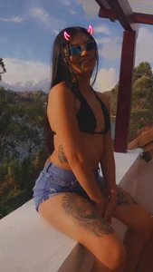 Happy day🍃🫠💋💋💋 de sam_carsonx Foto 4