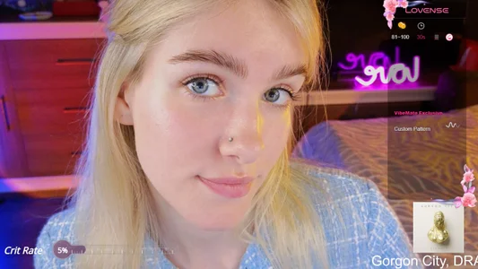 SpiceJessyのphotos from the broadcasts )admire 🤩の 2枚の写真