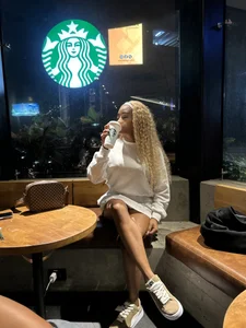 Angelesmith1 Night of something hot like me Foto