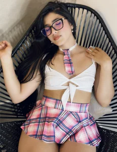 Lia_Mar_ Teacher, Today I Want You to Teach Me, Without Mercy Immagine  4