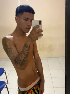 Anthony_clark1's XXX Nude Photo 2