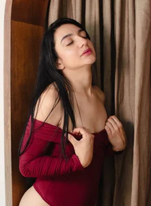 selena_rous Sweet girl Bilde 3