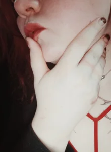 Romy_Addams very hot and playful Pic