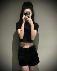 ☺​️😈☺​️😈 de SLO-001  Imagens