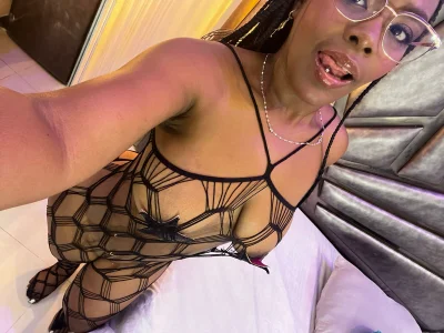 HannaaGates Bootylicious Obsession 🍑 Pic 3