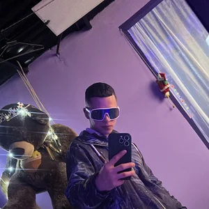 Angel_Stick Public Poză 5