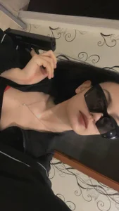 BeatrisRosel Danger Pic 4