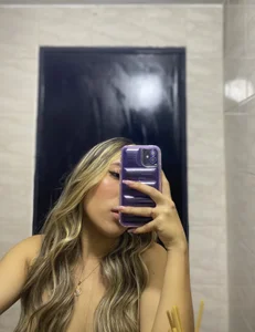 CAMILAGRAY blonde Pic 2