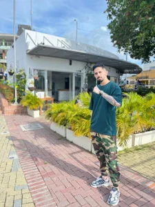 giannis090 giannis টি ছবি