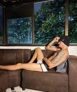 SharonTygaXPublic Bild 9