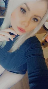 Public od SelinBraun  2 snímek