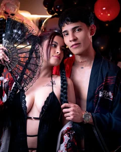 Ambar_a_Camilo 官能的な日本人カップル ╰(*°▽°*)╯ Pic 3
