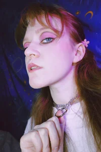 SubmiRedKitty: Naughty Stepsis ( фото)