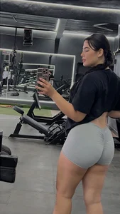 eliza_pink24: Public ( 3 фото)